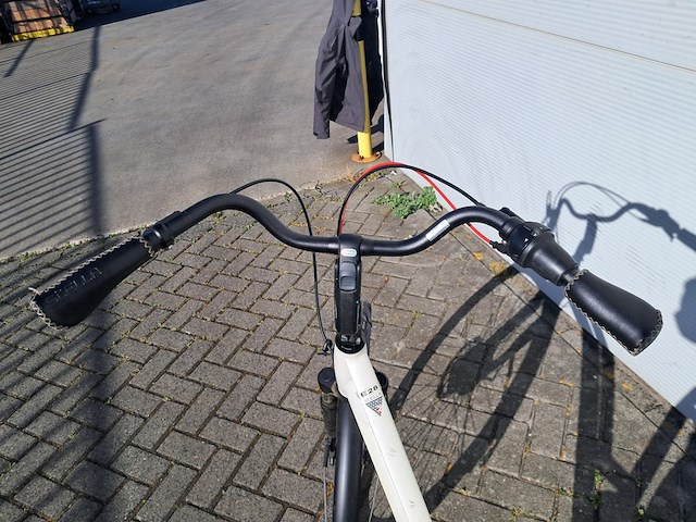 2x e-bike, stella, wit - afbeelding 3 van  29
