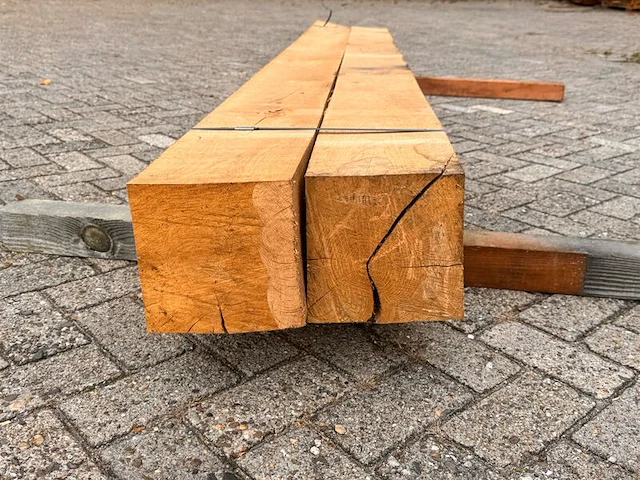 2x eiken balken fijnbezaagd, 200x200mm, lengte 300cm - afbeelding 3 van  3