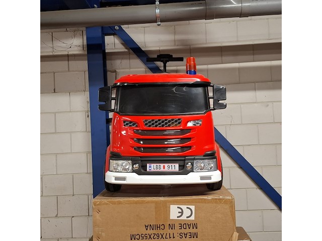 2x elektrische brandweerauto rood - afbeelding 3 van  6