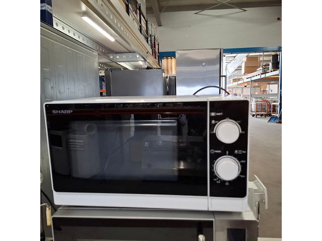 2x elektrische kookplaat, 2x magnetron, espresso koffie machine en saladette, atag, poccino, sharp, silvercrest - afbeelding 18 van  36