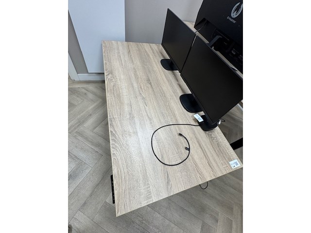 2x elektrische zit-sta bureau - afbeelding 4 van  6