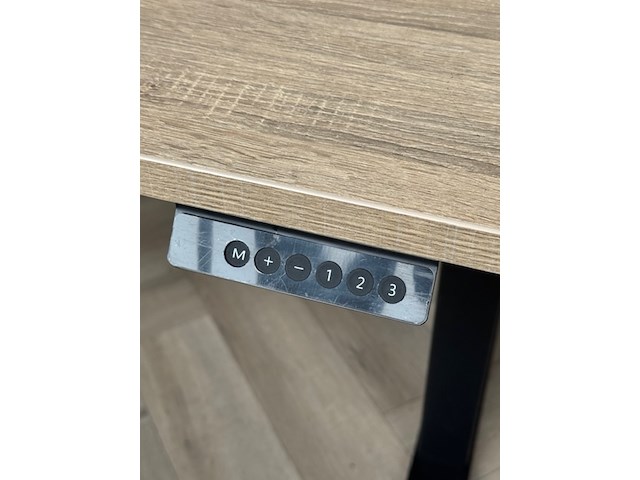 2x elektrische zit-sta bureau - afbeelding 4 van  5