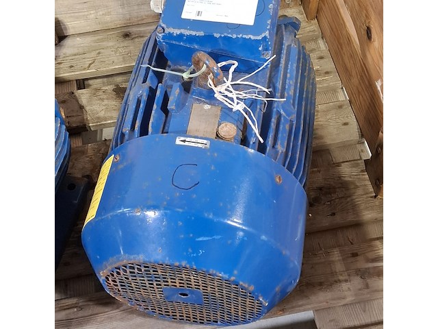 2x elektro motor, o.a. cantoni - afbeelding 3 van  18