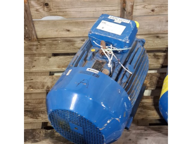 2x elektro motor, o.a. cantoni - afbeelding 4 van  18