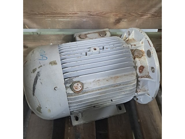2x elektromotor - afbeelding 2 van  8