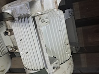 2x elektromotor - afbeelding 7 van  8