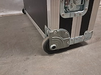 2x flightcase - afbeelding 5 van  8