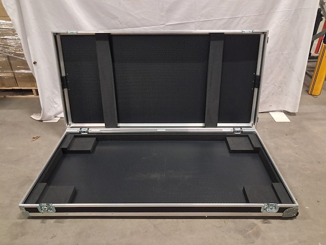 2x flightcase - afbeelding 6 van  8