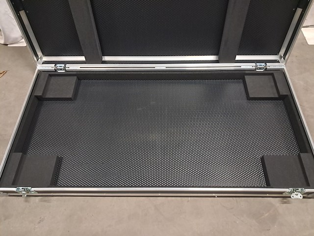 2x flightcase - afbeelding 7 van  8