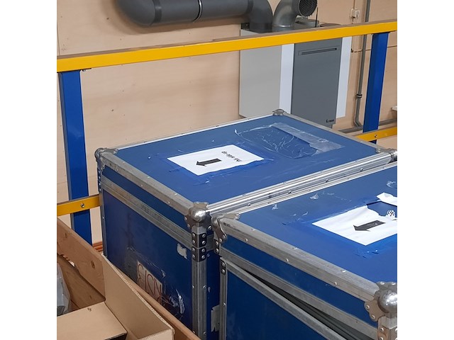 2x flightcase - afbeelding 4 van  7