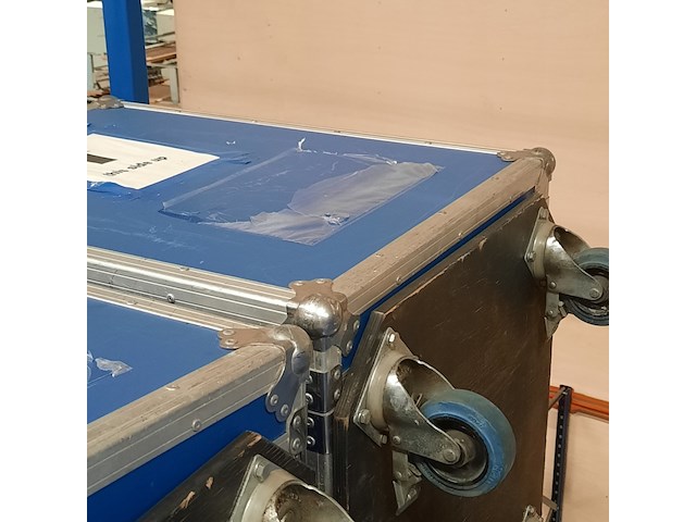 2x flightcase - afbeelding 6 van  7
