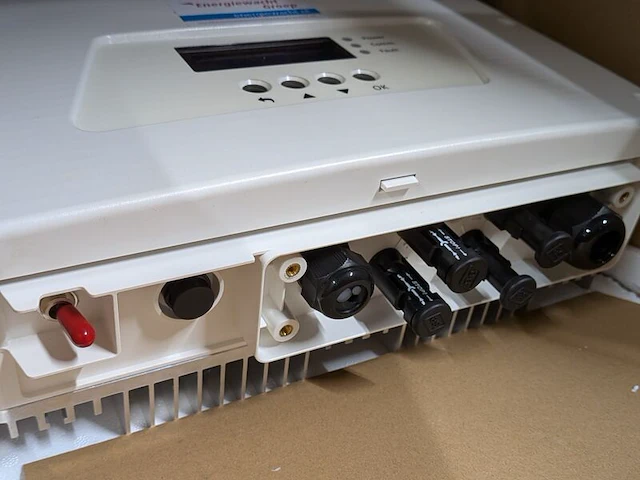 2x fotovoltaïsche omvormer, solaredge, se5000h en se4000h - afbeelding 5 van  6