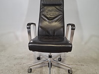 2x frame t.b.v. vergadertafel, 8x vergaderstoel en 10x bureaustoel - afbeelding 1 van  13