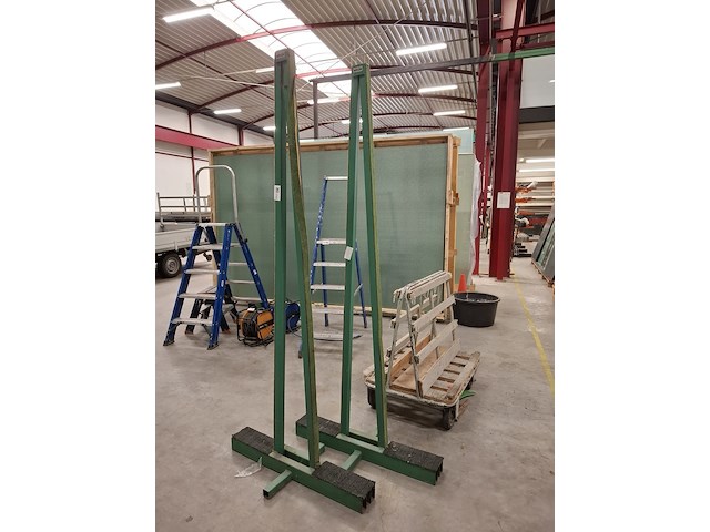 2x frame/rek met platenwagen - afbeelding 2 van  5