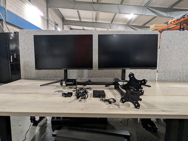 2x gaming monitor, lc-power, lc-m27-qhd-165, zwart - afbeelding 1 van  12