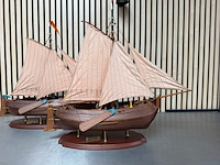 2x gedetailleerd houten scheepsmodel enkhuizerbol - afbeelding 2 van  9