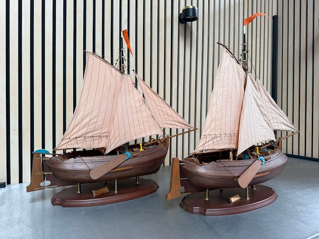 2x gedetailleerd houten scheepsmodel enkhuizerbol - afbeelding 8 van  9