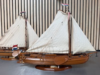 2x gedetailleerd houten scheepsmodel tjalk - afbeelding 2 van  10