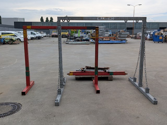 2x gegalvaniseerde hijsconstructie/portaal, bijlsma - afbeelding 9 van  13