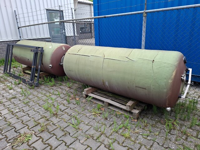 2x geïsoleerde opslagtank, inbev - afbeelding 1 van  5