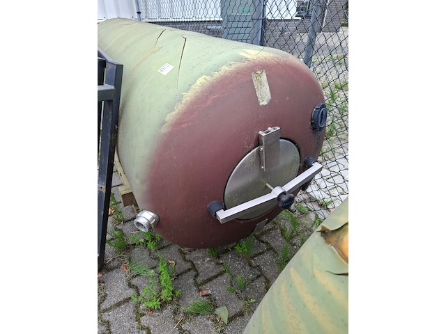 2x geïsoleerde opslagtank, inbev - afbeelding 3 van  5