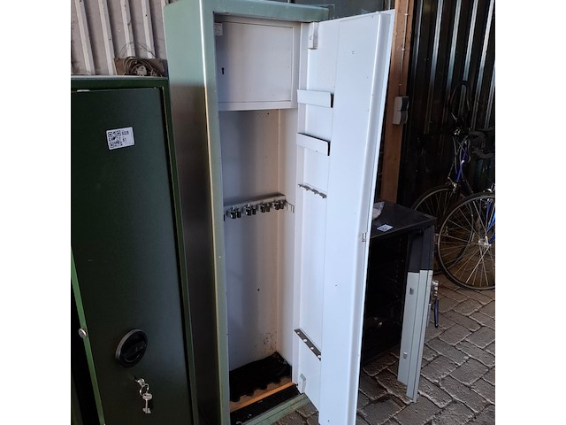 2x geweerkast - afbeelding 7 van  8