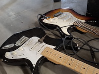 2x gitaar en 2x gitaar versterker , behringer, phoenix, fender - afbeelding 4 van  8