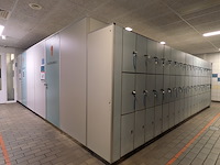 2x grote kleedruimte met lockermodule - afbeelding 1 van  25