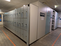 2x grote kleedruimte met lockermodule - afbeelding 12 van  25