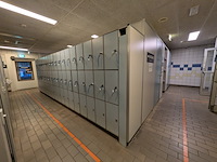 2x grote kleedruimte met lockermodule - afbeelding 21 van  25