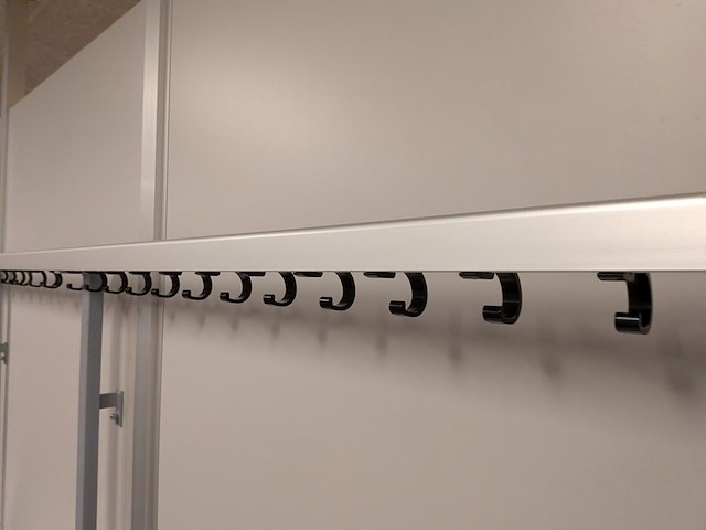 2x grote kleedruimte met lockermodule - afbeelding 6 van  20