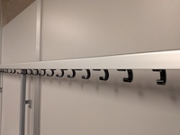 2x grote kleedruimte met lockermodule - afbeelding 6 van  20