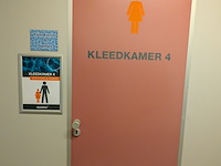 2x grote kleedruimte met lockermodule - afbeelding 15 van  20
