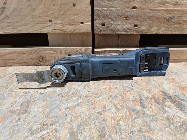 2x haakse slijper en 1x multitool, bosch, gws 18v-10 pc / gop 18v-28, incl. 2x accu - afbeelding 2 van  13