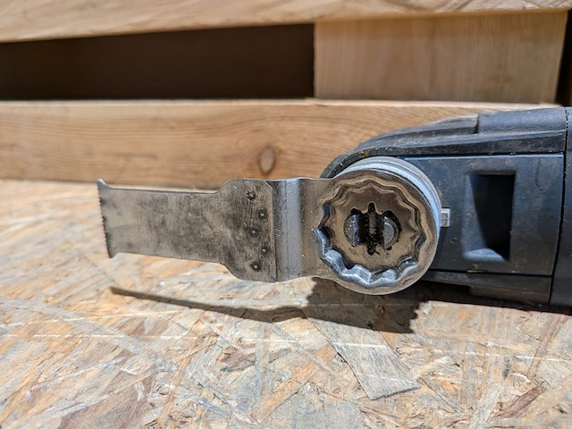2x haakse slijper en 1x multitool, bosch, gws 18v-10 pc / gop 18v-28, incl. 2x accu - afbeelding 3 van  13