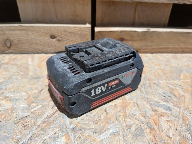2x haakse slijper en 1x multitool, bosch, gws 18v-10 pc / gop 18v-28, incl. 2x accu - afbeelding 5 van  13