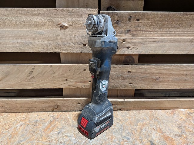 2x haakse slijper en 1x multitool, bosch, gws 18v-10 pc / gop 18v-28, incl. 2x accu - afbeelding 11 van  13