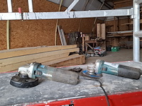 2x haakse slijper makita, diverse modellen - afbeelding 1 van  9