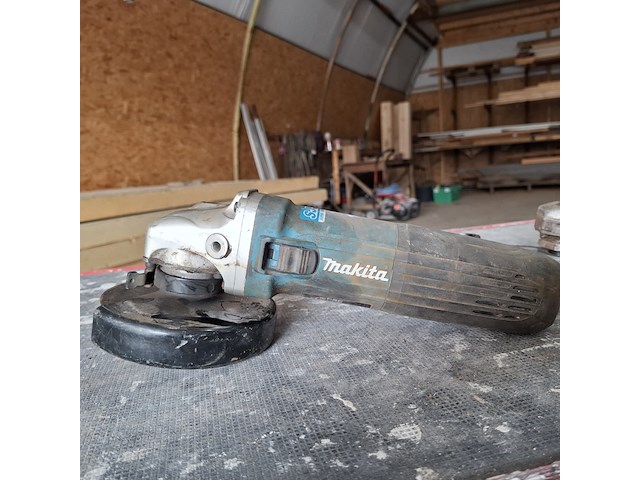 2x haakse slijper makita, diverse modellen - afbeelding 2 van  9