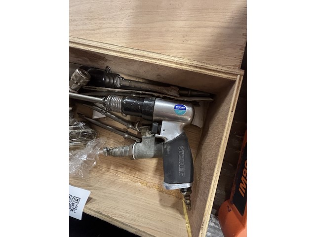 2x hakhamer op lucht, steiner, 1506 - afbeelding 3 van  4