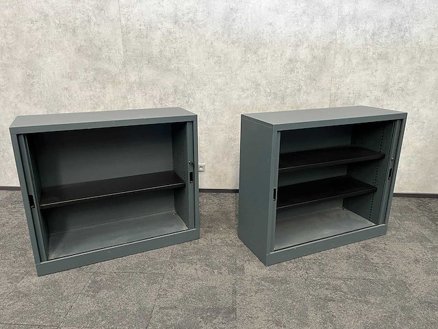 2x halfhoge stalen roldeurkast - afbeelding 6 van  8