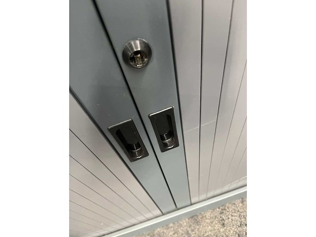 2x halfhoge stalen roldeurkast - afbeelding 3 van  6