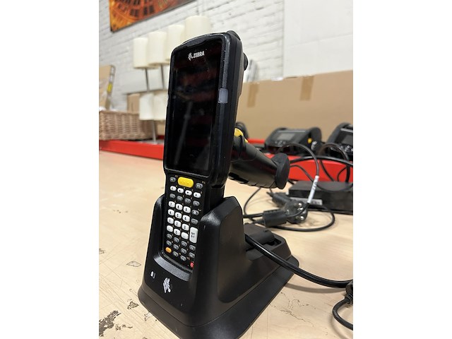 2x handheld computer met 2x lader zebra, mc330m - afbeelding 3 van  9