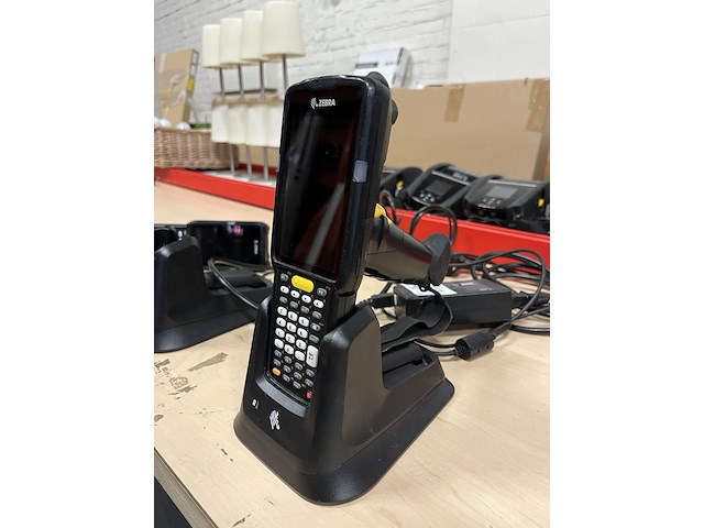 2x handheld computer met 2x lader zebra, mc330m - afbeelding 8 van  9