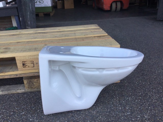 2x hangtoilet, zonder toiletbril, wit - afbeelding 2 van  5
