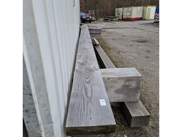 2x hardhouten balk met 3x reststuk - afbeelding 7 van  12