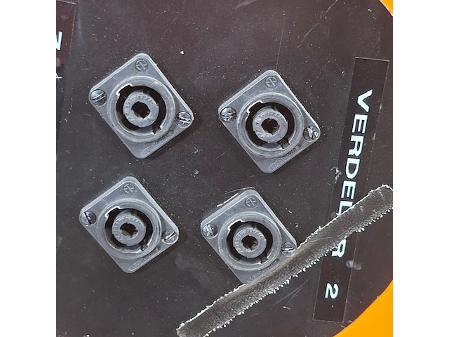 2x haspel met luidsprekerkabel - afbeelding 3 van  8