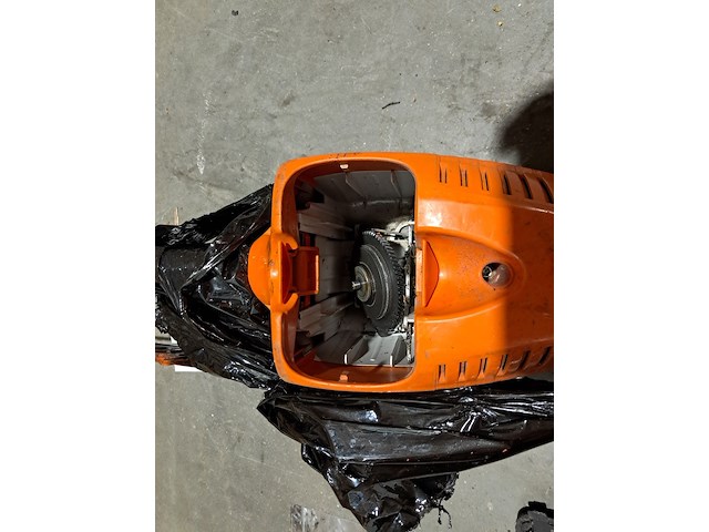 2x heggenschaar, stihl, hsa 86 - afbeelding 12 van  17