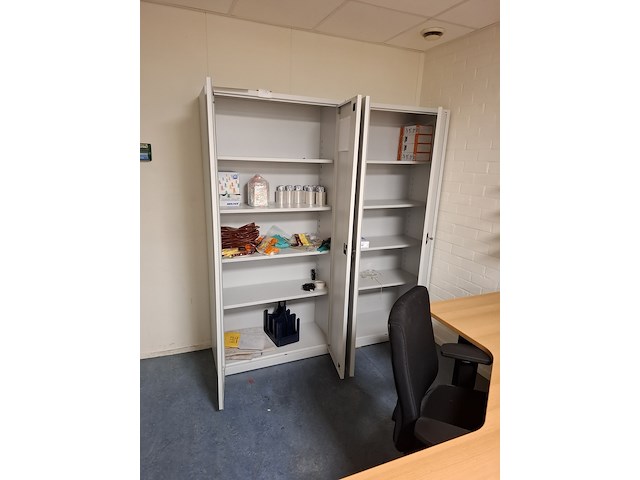 2x hoekbureau - afbeelding 2 van  12