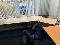 2x hoekopstelling bureau deels in hoogte verstelbaar - afbeelding 18 van  24